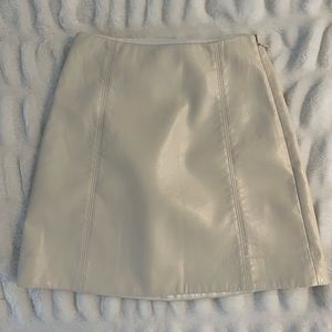 Aritzia Babaton Modern Mini Skirt